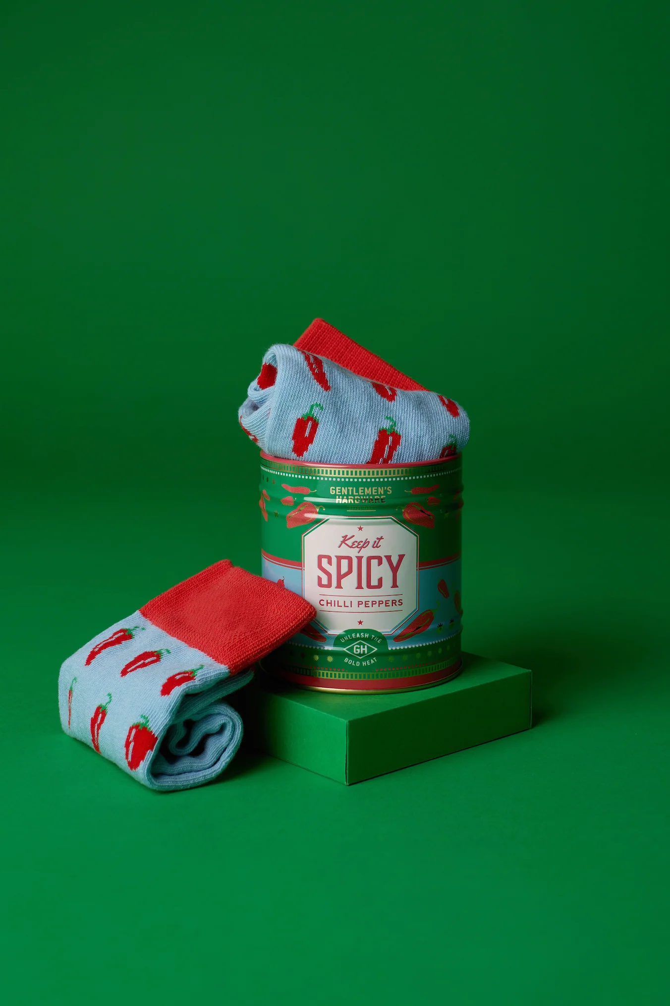 Gentlemens Hardware Socks In A Can, Chillies - Image 6
