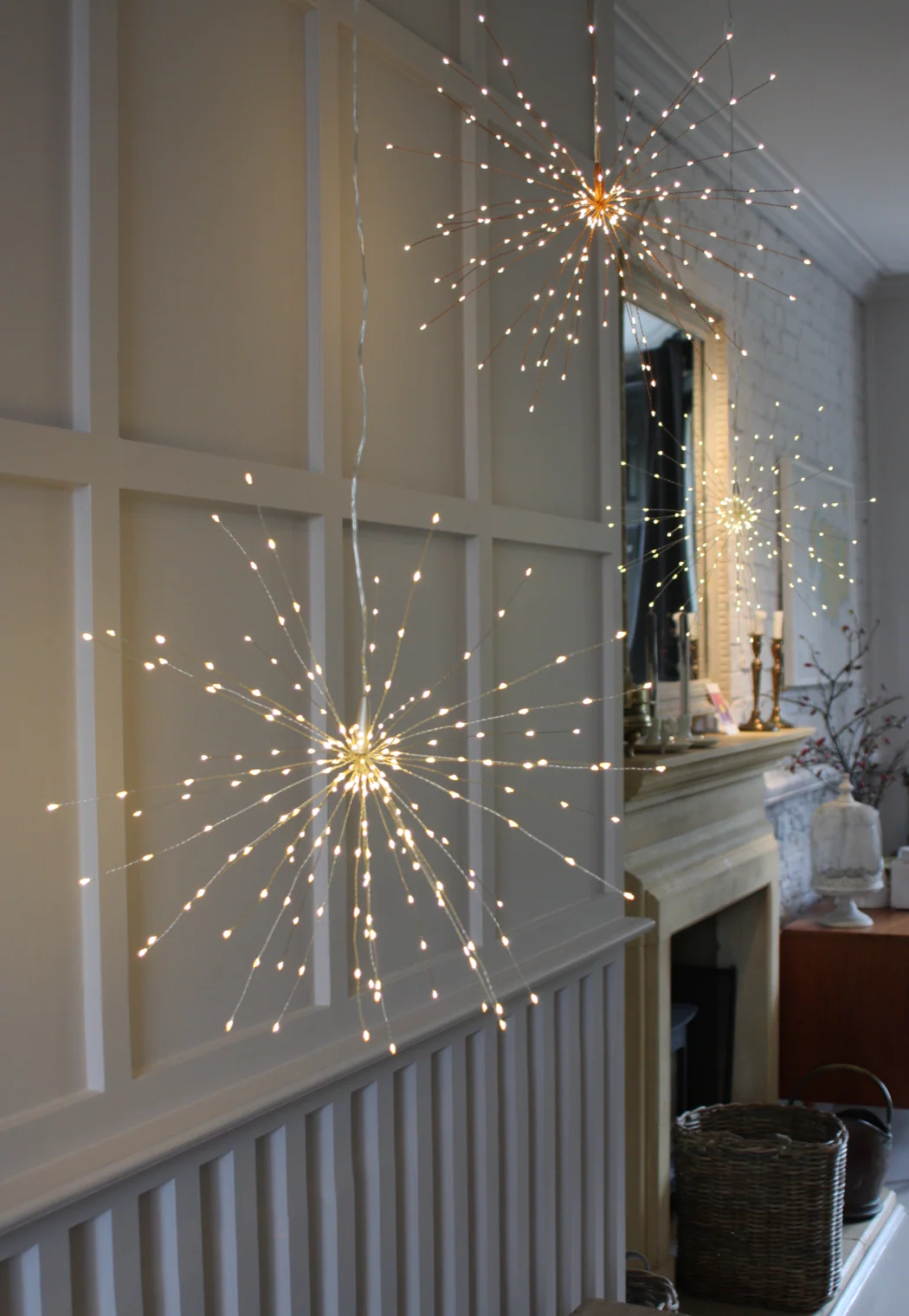 Hanging Starburst LED Fairy Light Silver (Battery Operated) - Image 12