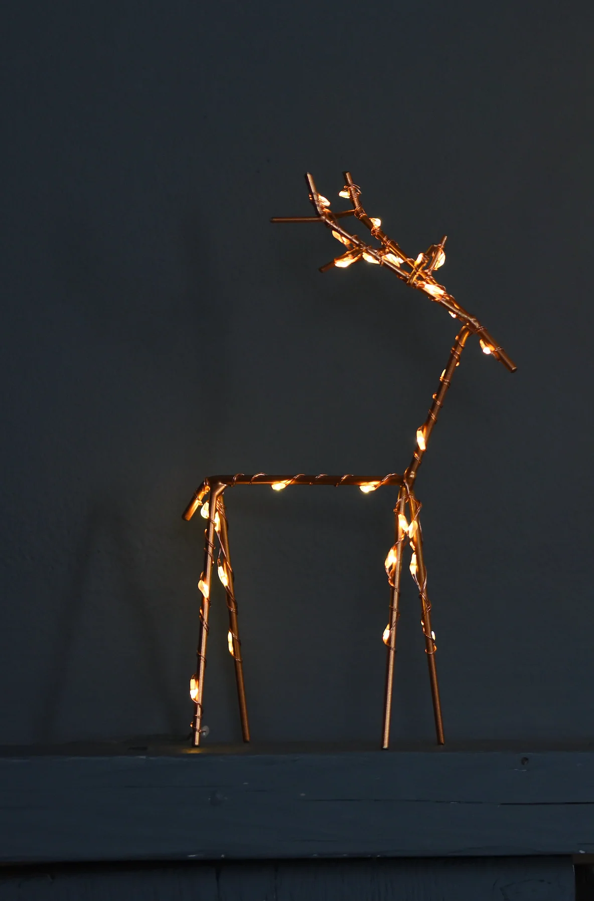 LED Table Top Wire Deer, Small (Battery Operated) - Image 5