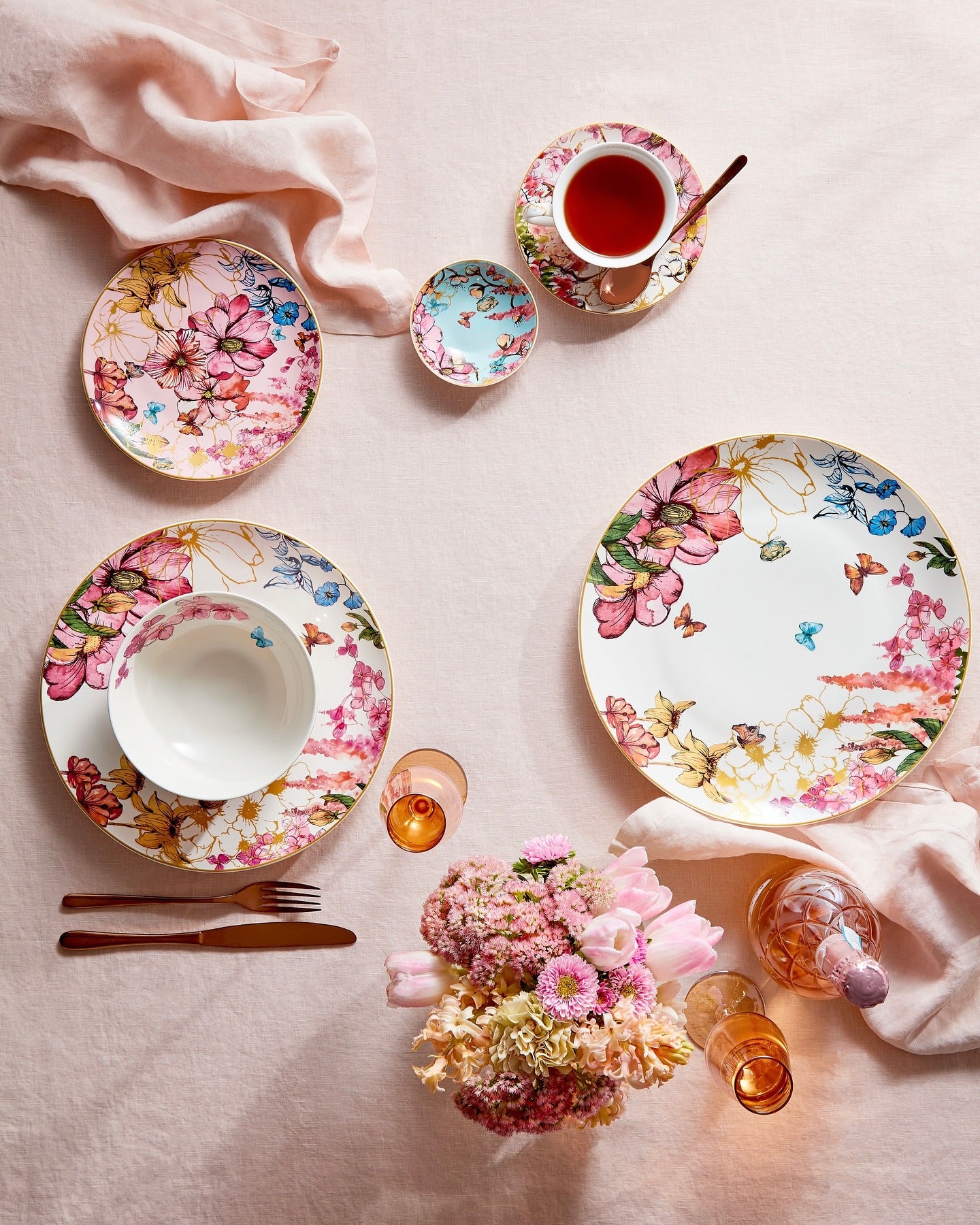 Maxwell & Williams Estelle Michaelides Enchantment Footed Tea Cup & Saucer Set - Image 7