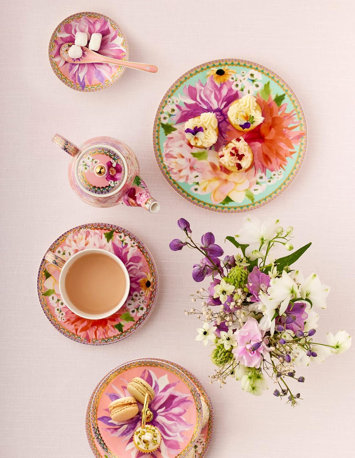 Maxwell & Williams Teas & C’S Dahlia Daze Breakfast Cup & Saucer, Sky - Image 9