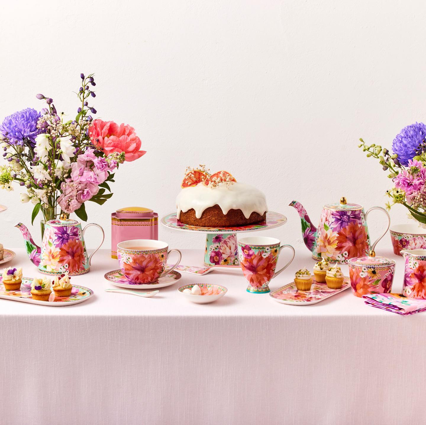 Maxwell & Williams Teas & C’S Dahlia Daze Sugar Bowl, Pink - Image 3
