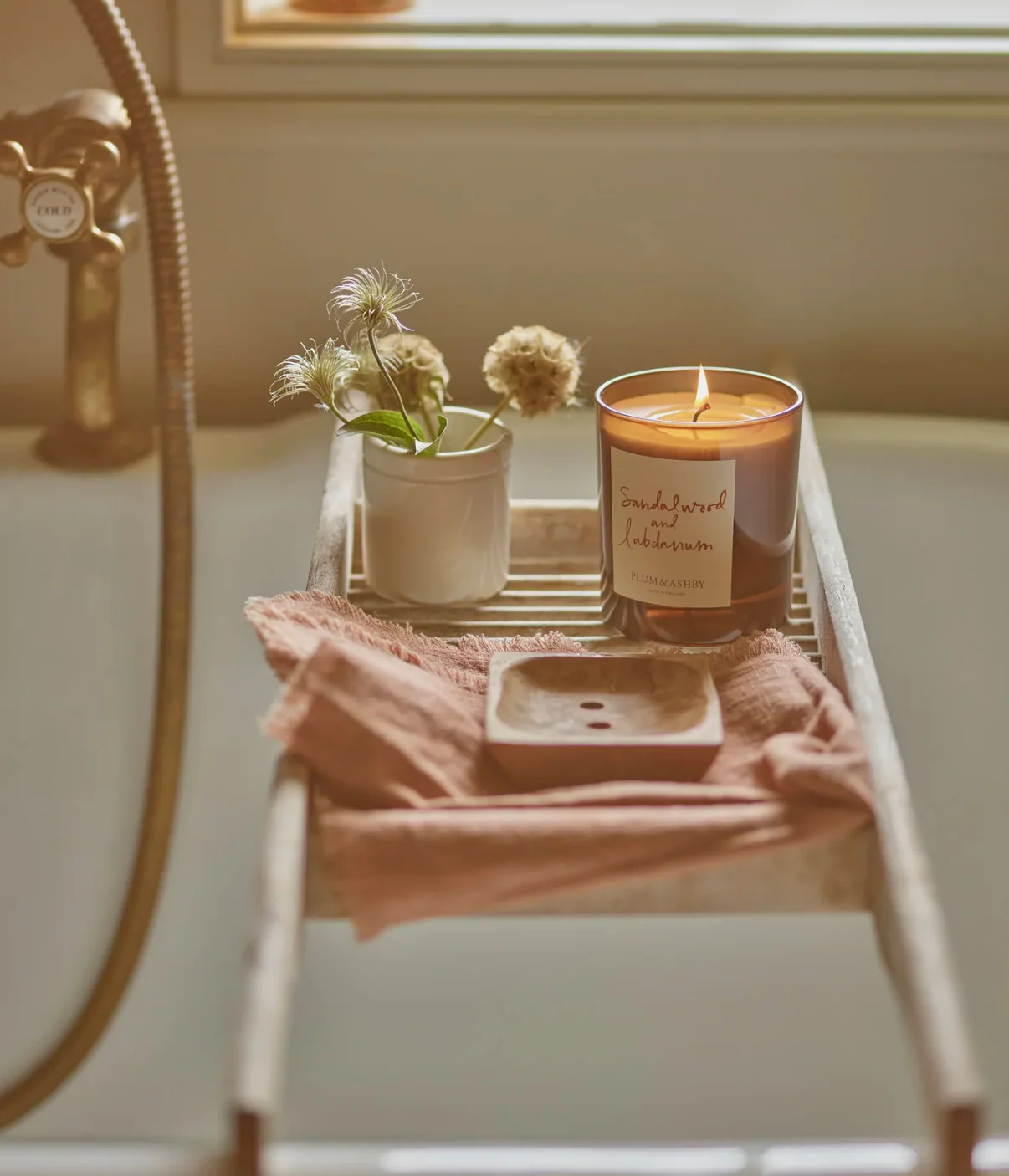 Plum & Ashby Scented Candle, Sandalwood & Labdanum - Image 3