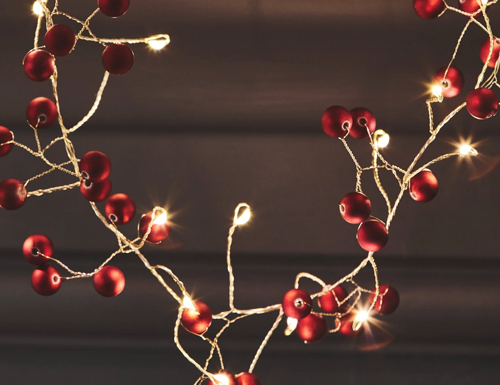 Red Berry LED Fairy Light (Battery Powered) - Image 4