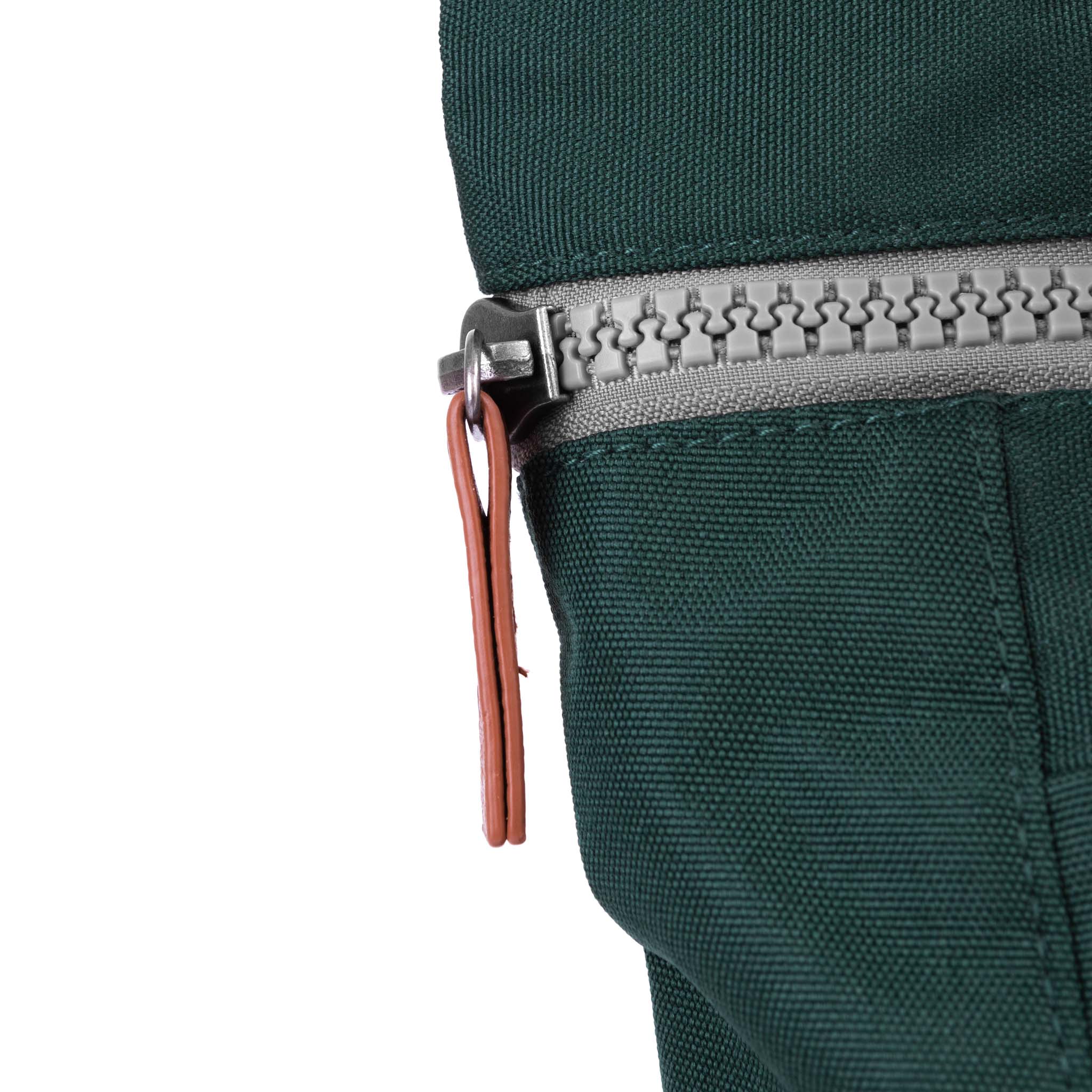 Roka London Finchley Rucksack, Forest (Sustainable Canvas) - Image 4