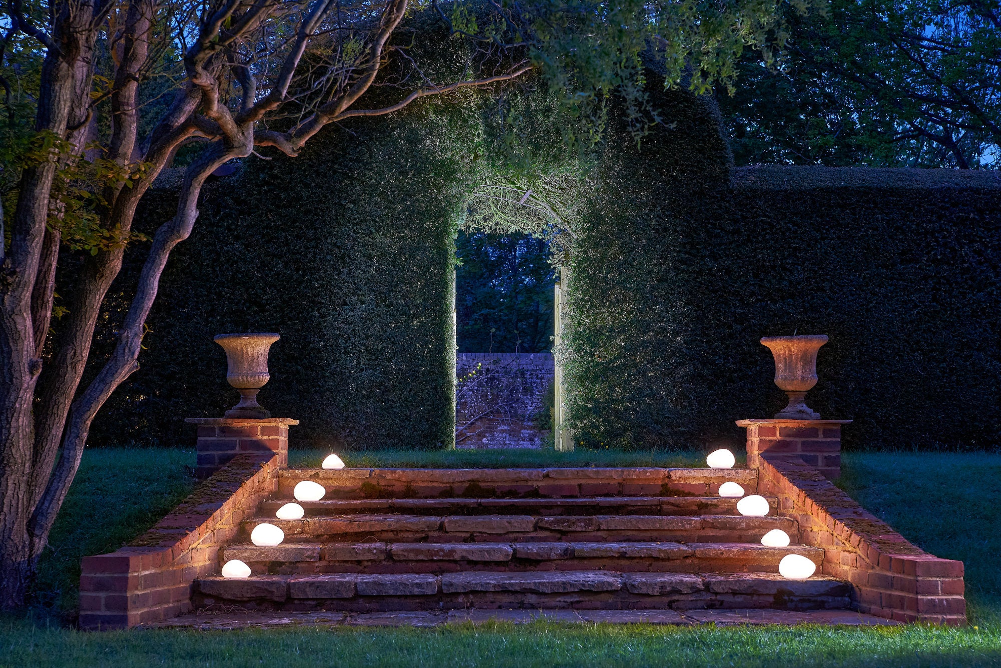 Solar Powered Glass Pebble Light - Image 4