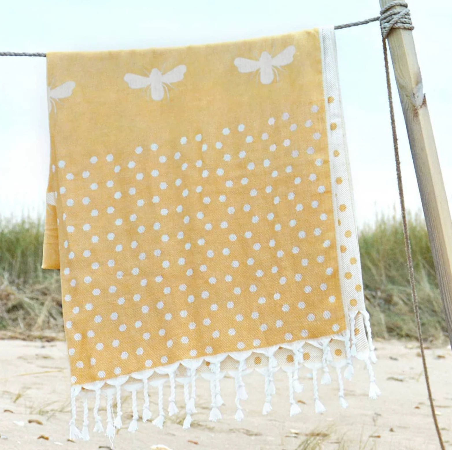 Sophie Allport Cotton Hammam Beach Towel/ Blanket, Bees - Image 2