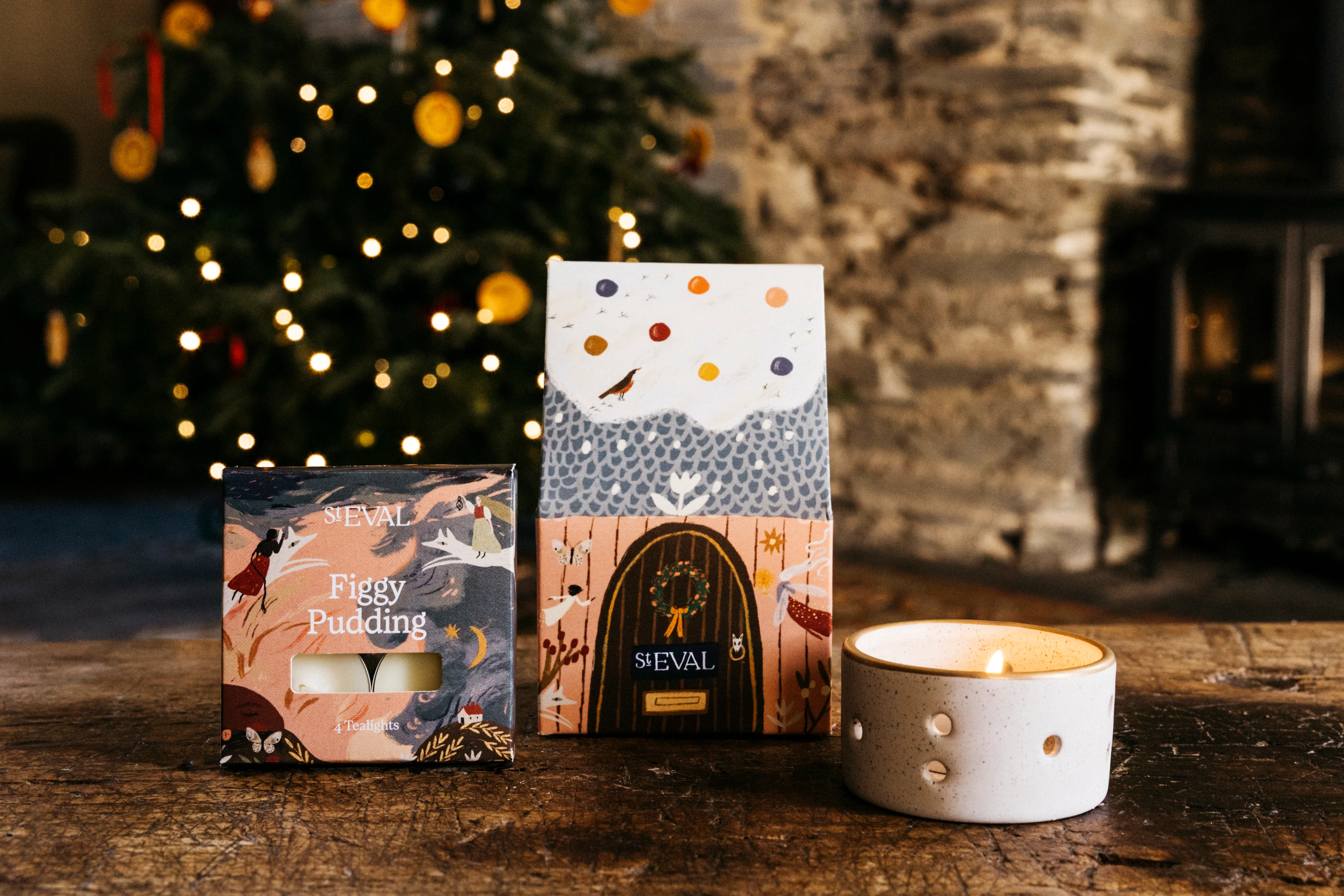 St Eval Christmas Cottage Scented Tealight Gift Pack, Figgy Pudding - Image 5
