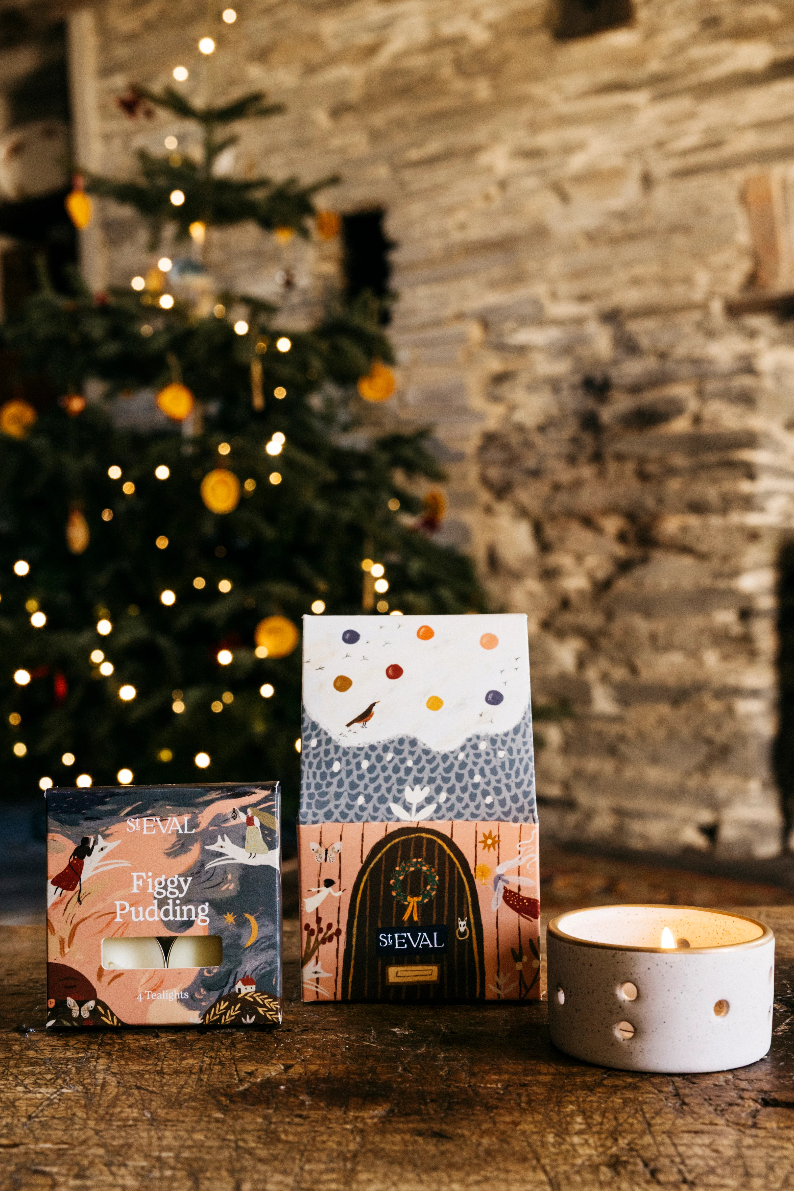 St Eval Christmas Cottage Scented Tealight Gift Pack, Figgy Pudding - Image 6
