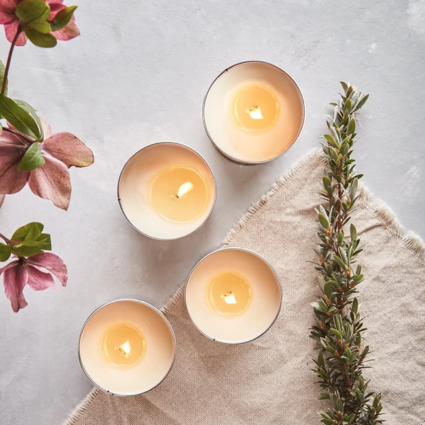 St Eval Orange & Cinnamon Scented Tin Candle - Image 5