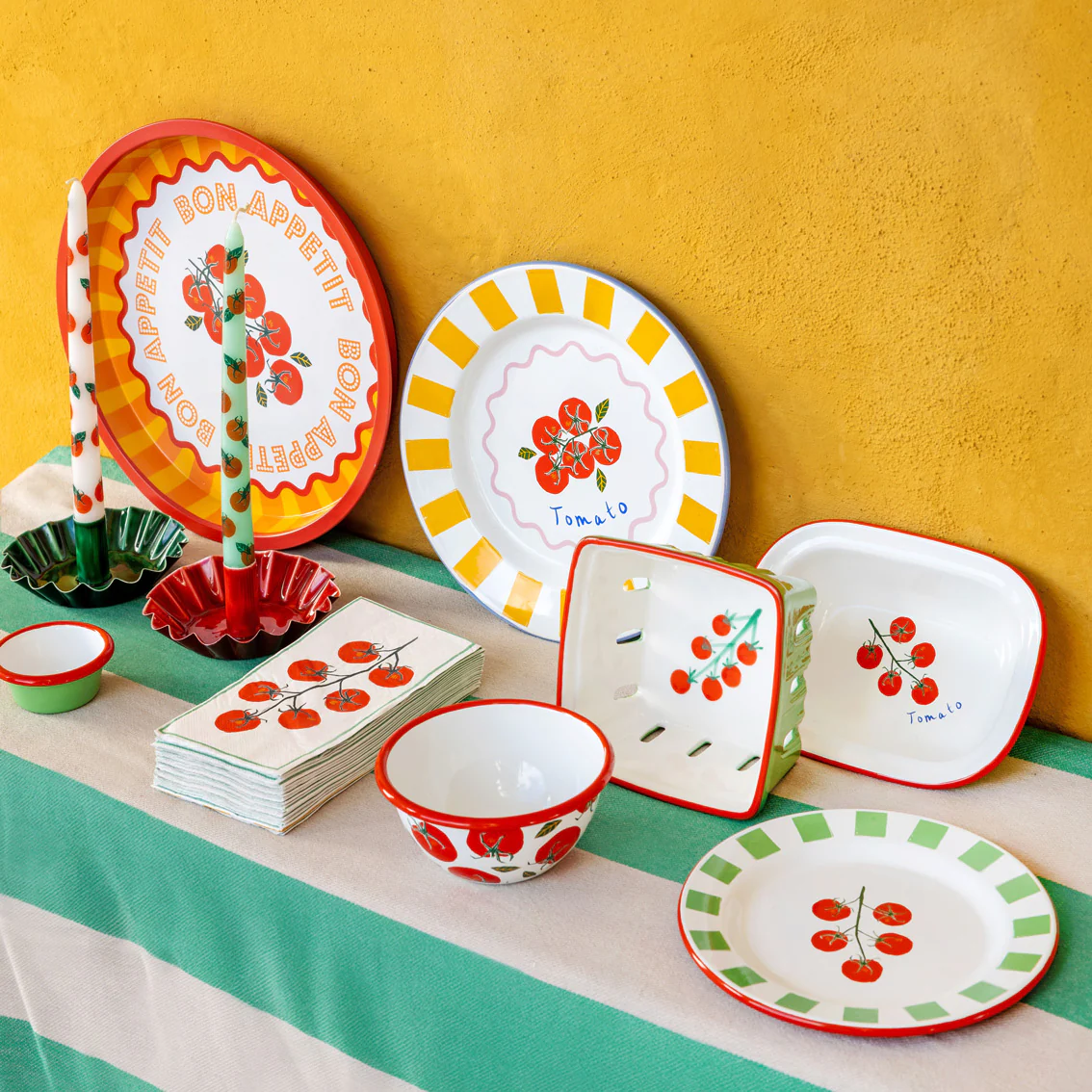 Talking Tables Bon Appetit Tomato Enamel Bowl - 12cm - Image 3