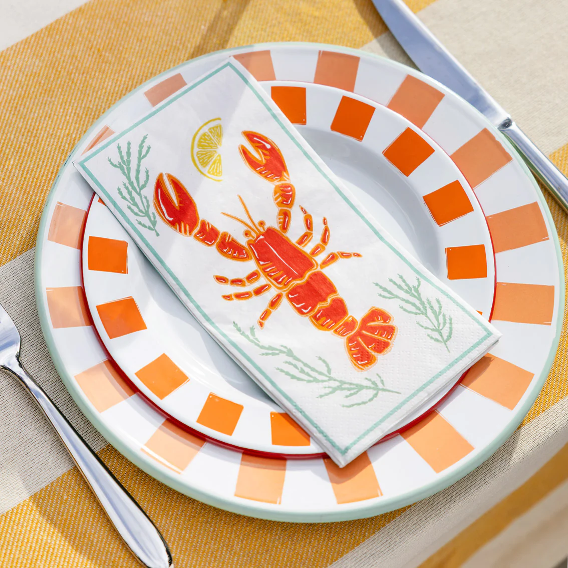 Talking Tables Lobster Long Lunch Paper Napkins ( 16 Pack) - Image 3
