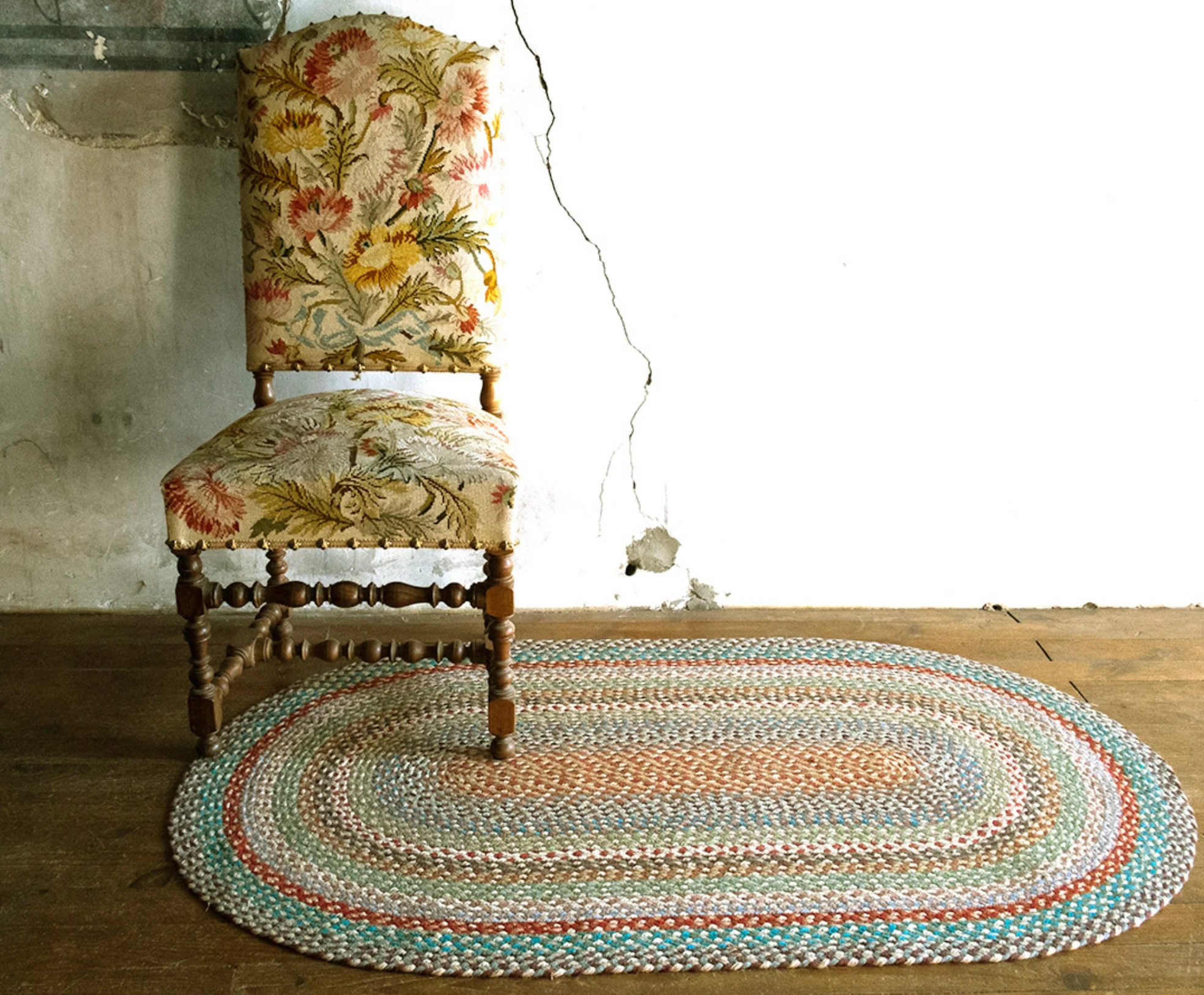 The Braided Rug Company Oval Jute Rug, Carnival - Image 5
