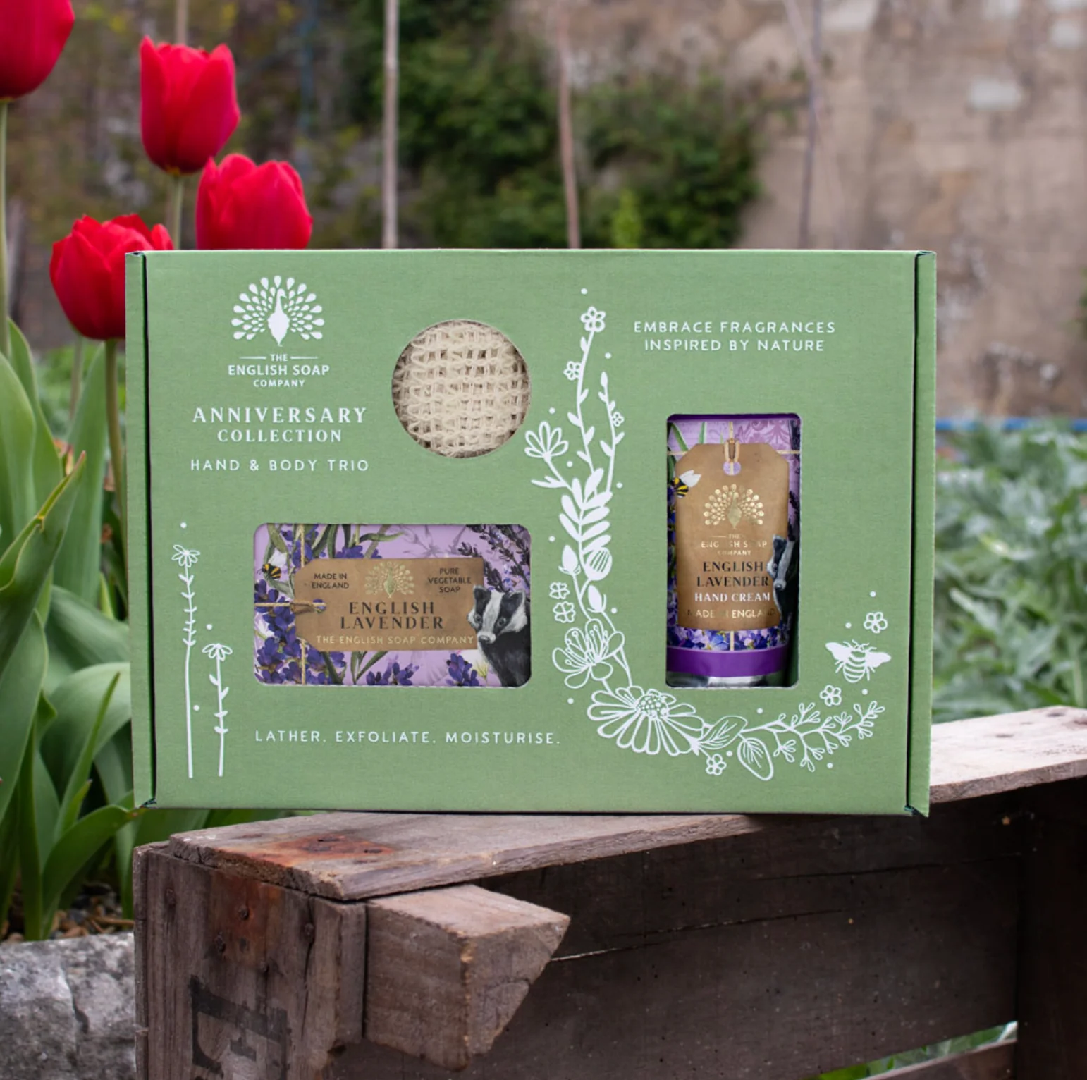 The English Soap Company Anniversary, English Lavender Soap & Hand Cream Gift Set - Image 6