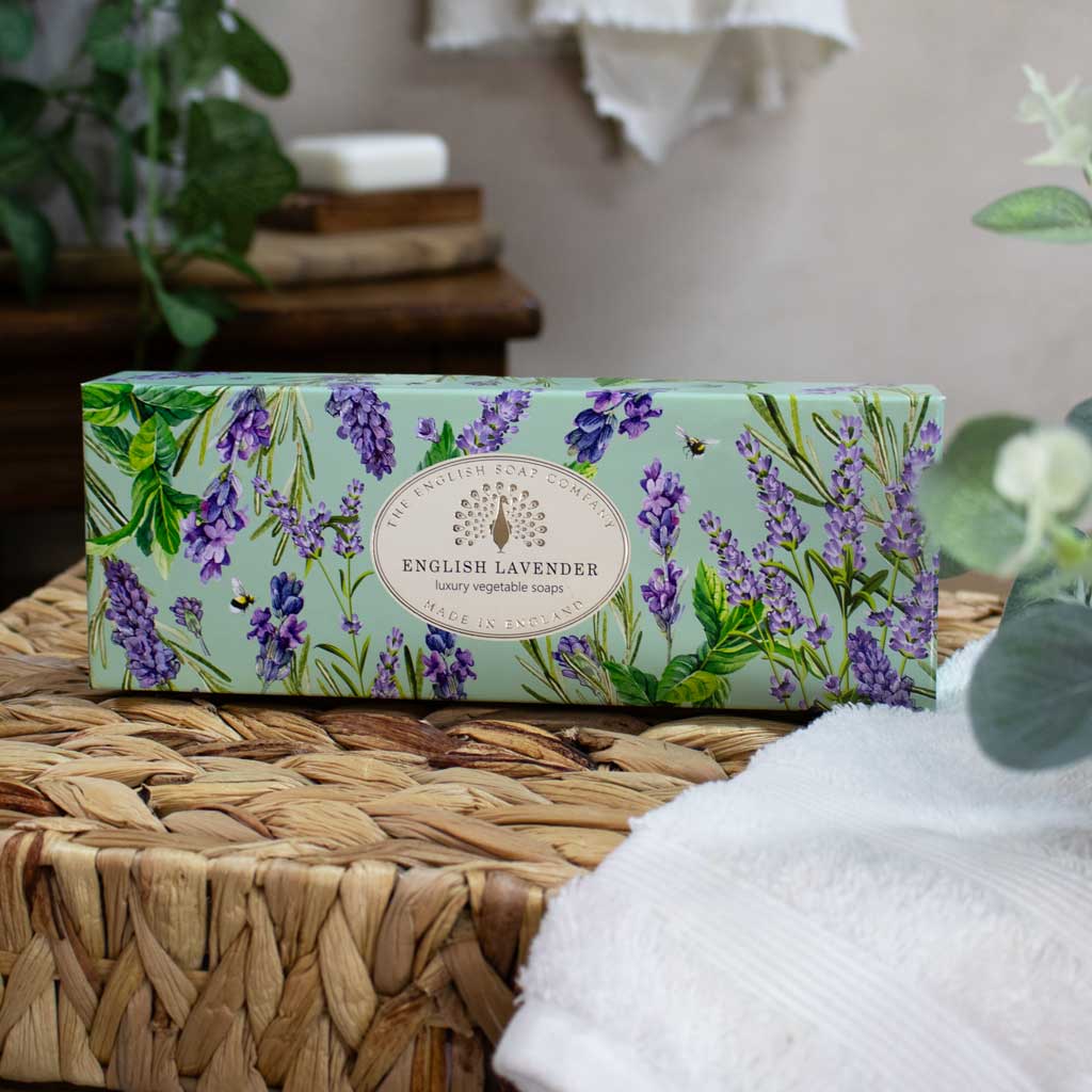 The English Soap Company Heritage Collection, English Lavender (Triple Soap Gift Box) - Image 5