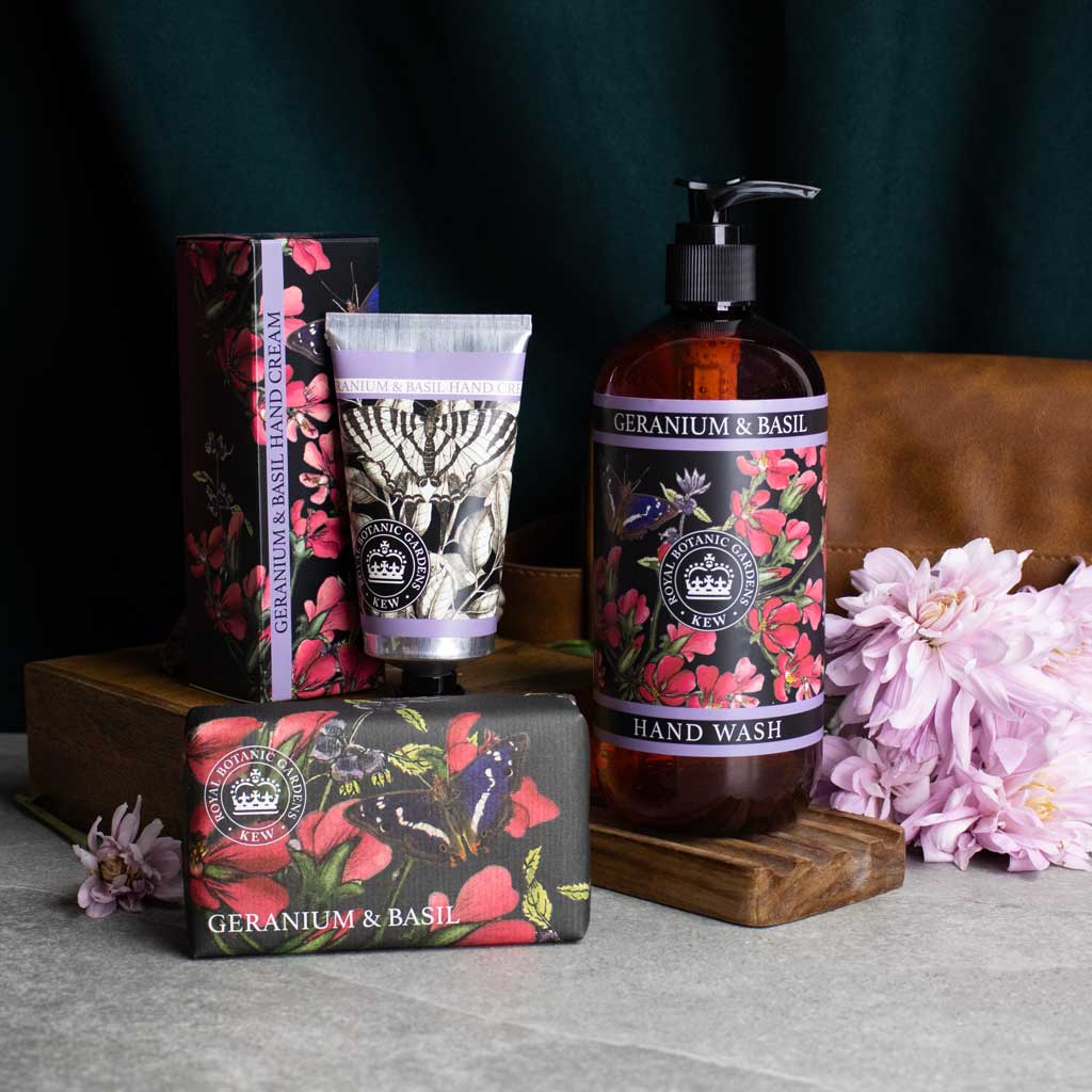 The English Soap Company Kew Gardens, Geranium And Basil Soap - Image 8