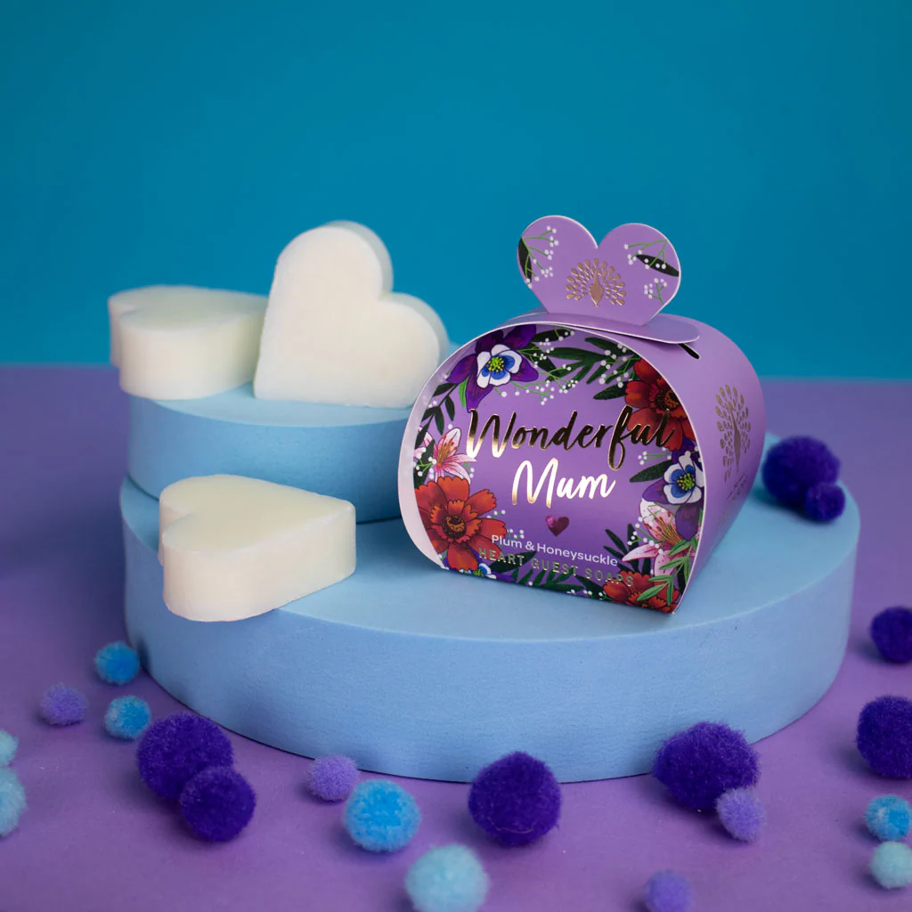The English Soap Company Occasion, Mini Heart Soaps, Wonderful Mum - Image 2