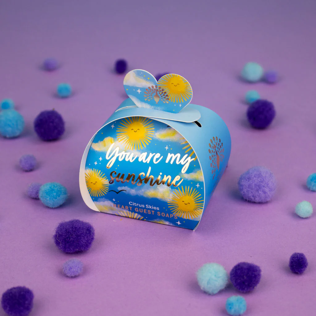 The English Soap Company Occasion, Mini Heart Soaps You Are My Sunshine - Image 4