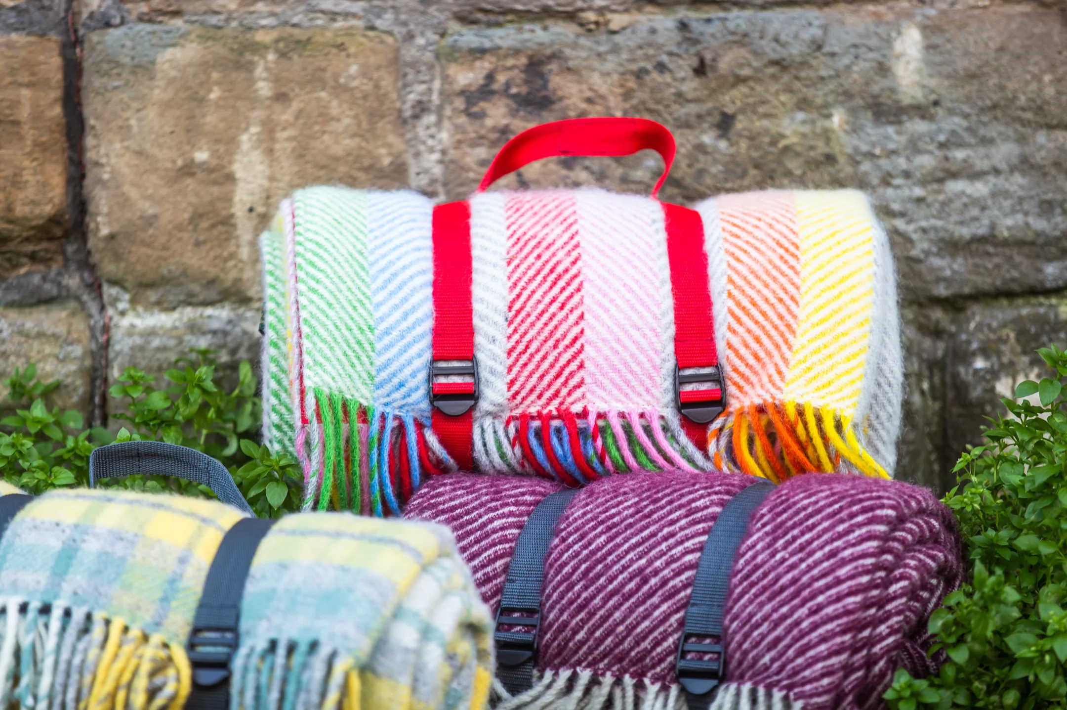 Tweedmill Polo Pure Wool Knitted Picnic Blanket, Rainbow - Image 7