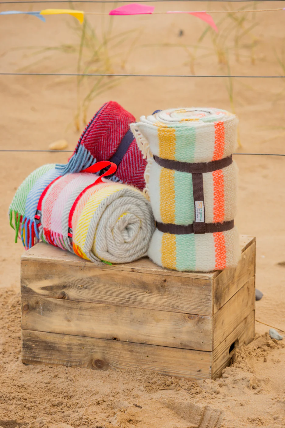 Tweedmill Polo Pure Wool Knitted Picnic Blanket, Rainbow - Image 8