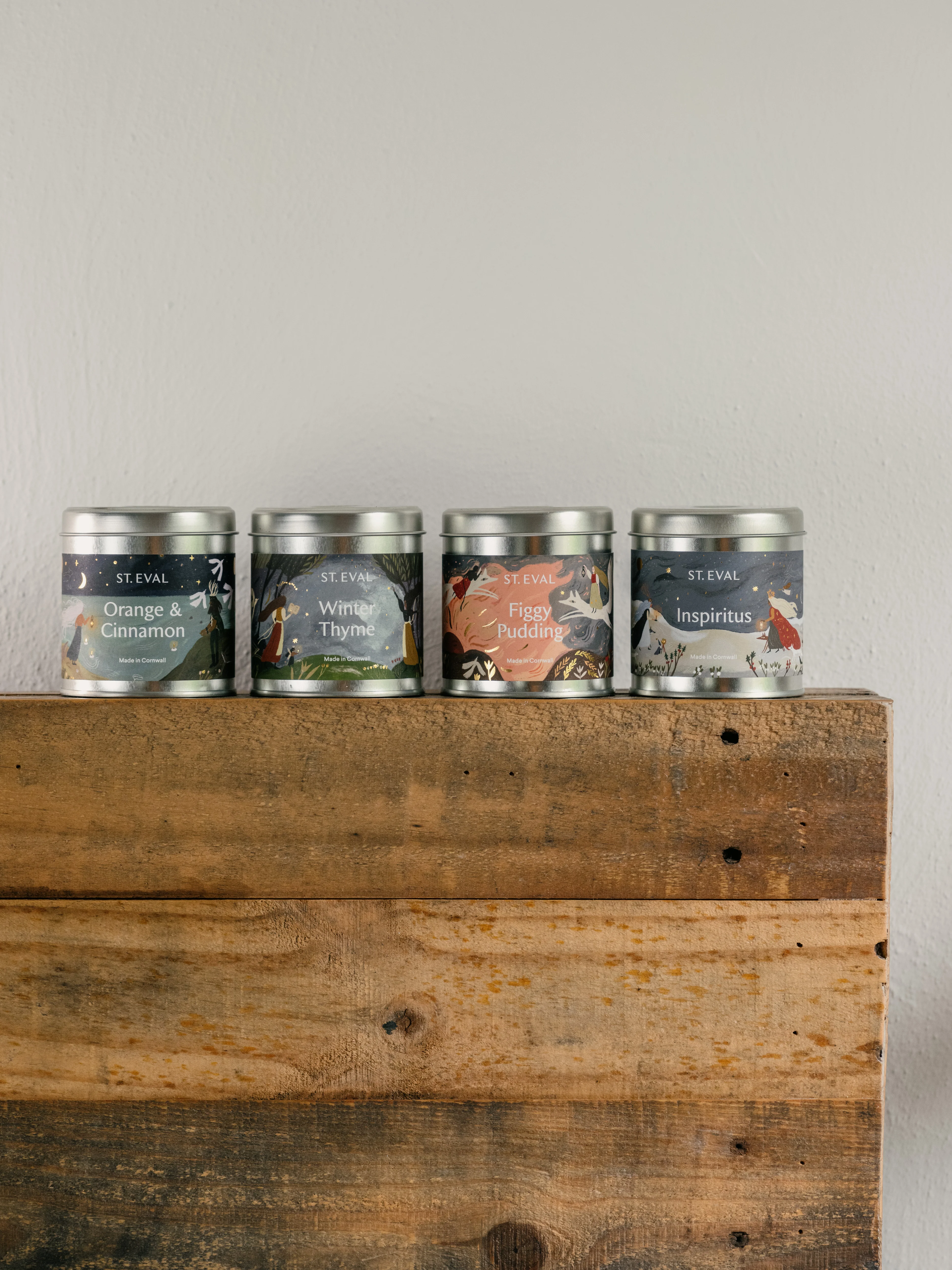 St Eval  Winter Edition Orange & Cinnamon Scented Tin Candle - Image 5