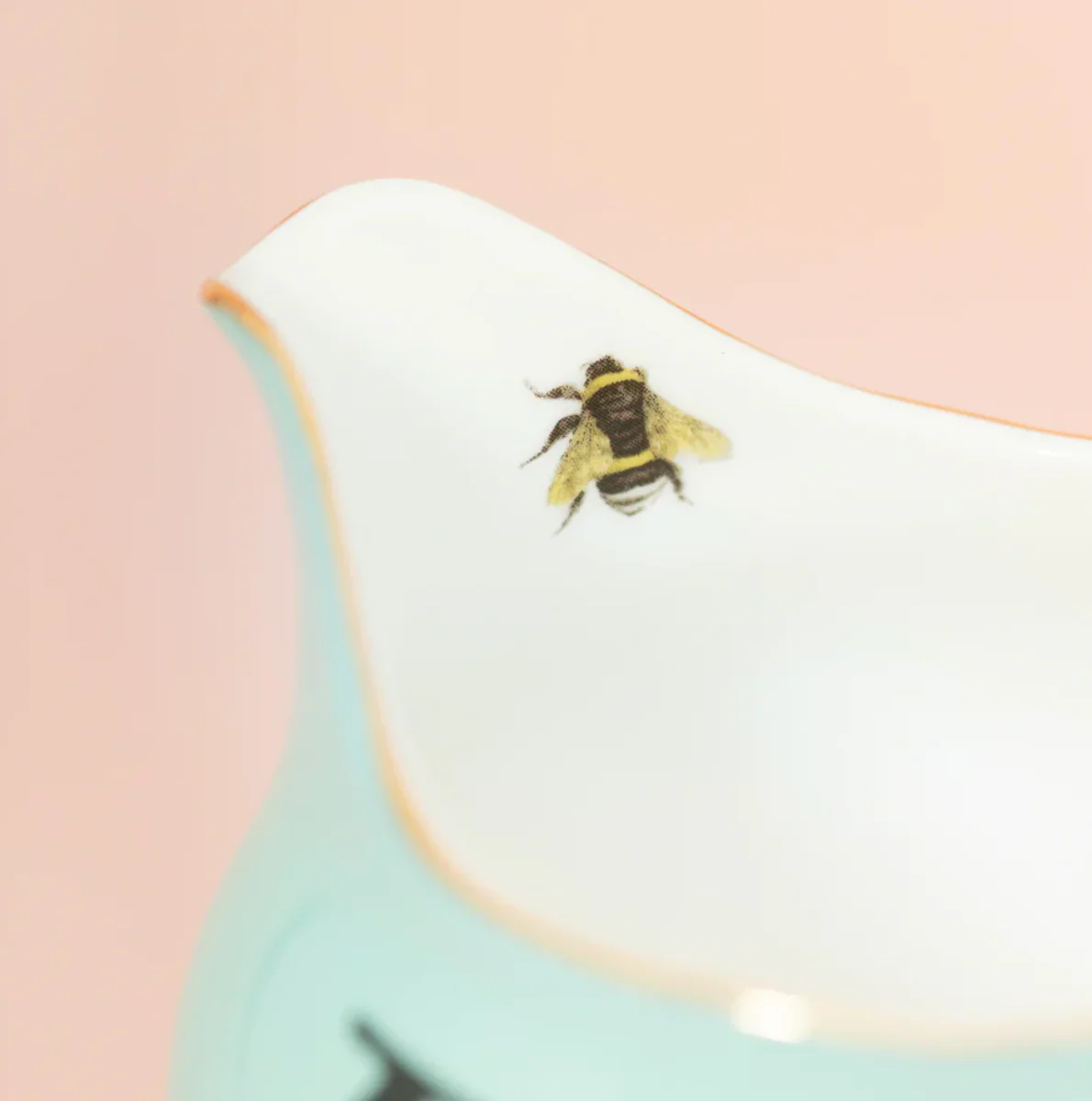 Yvonne Ellen Curvy Milk Jug - Image 2