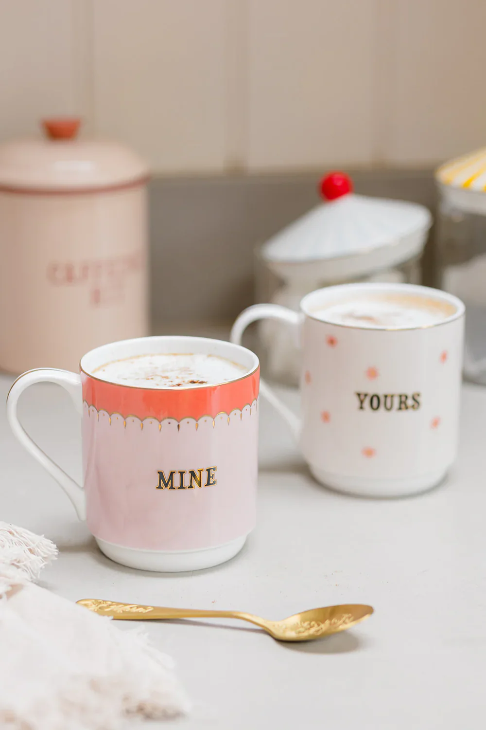 Yvonne Ellen Giraffe Stacking Mugs Set - Image 3