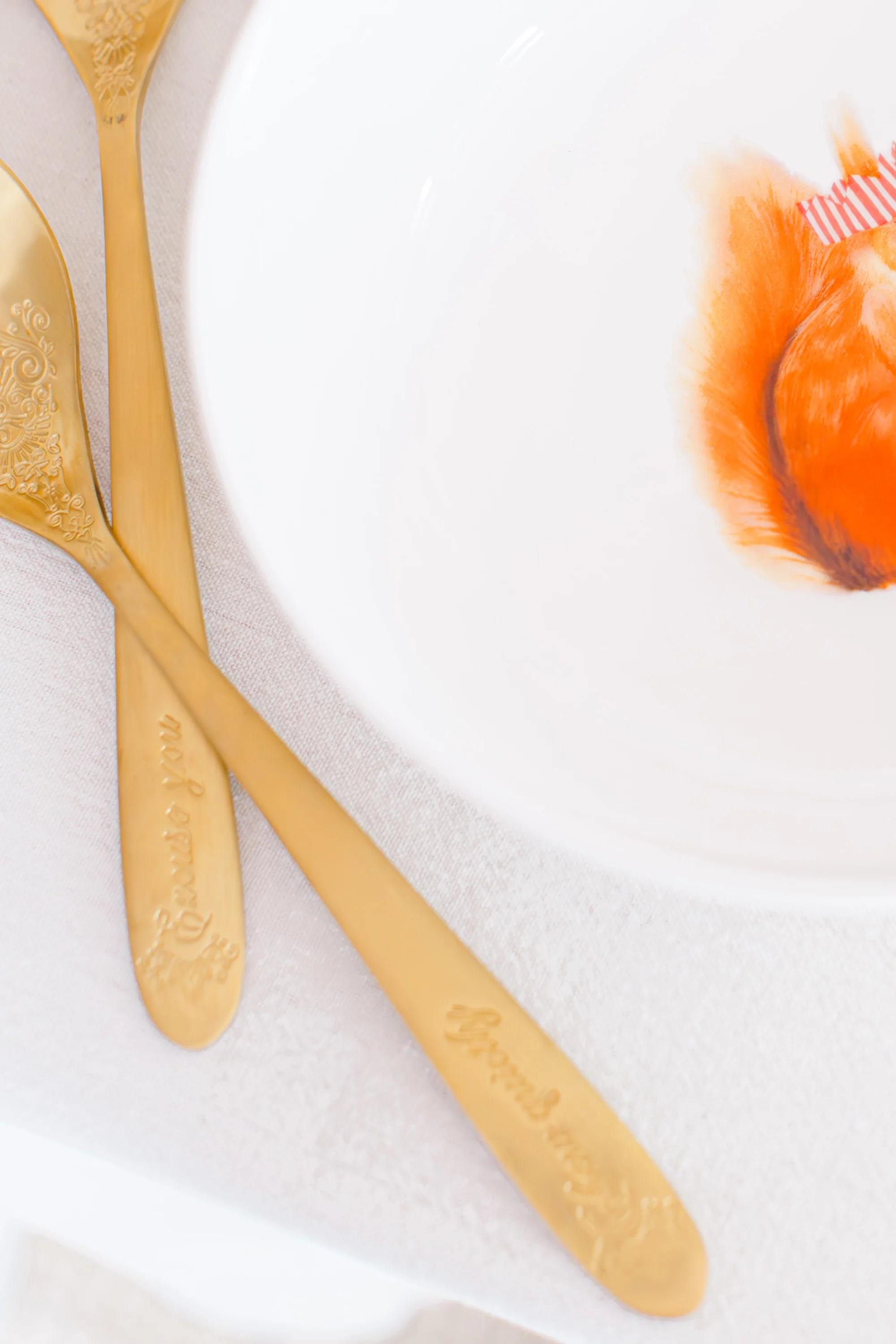Yvonne Ellen Gold Salad Servers - Image 4